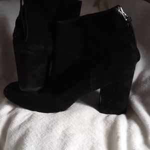 Steve Madden Cynthia booties